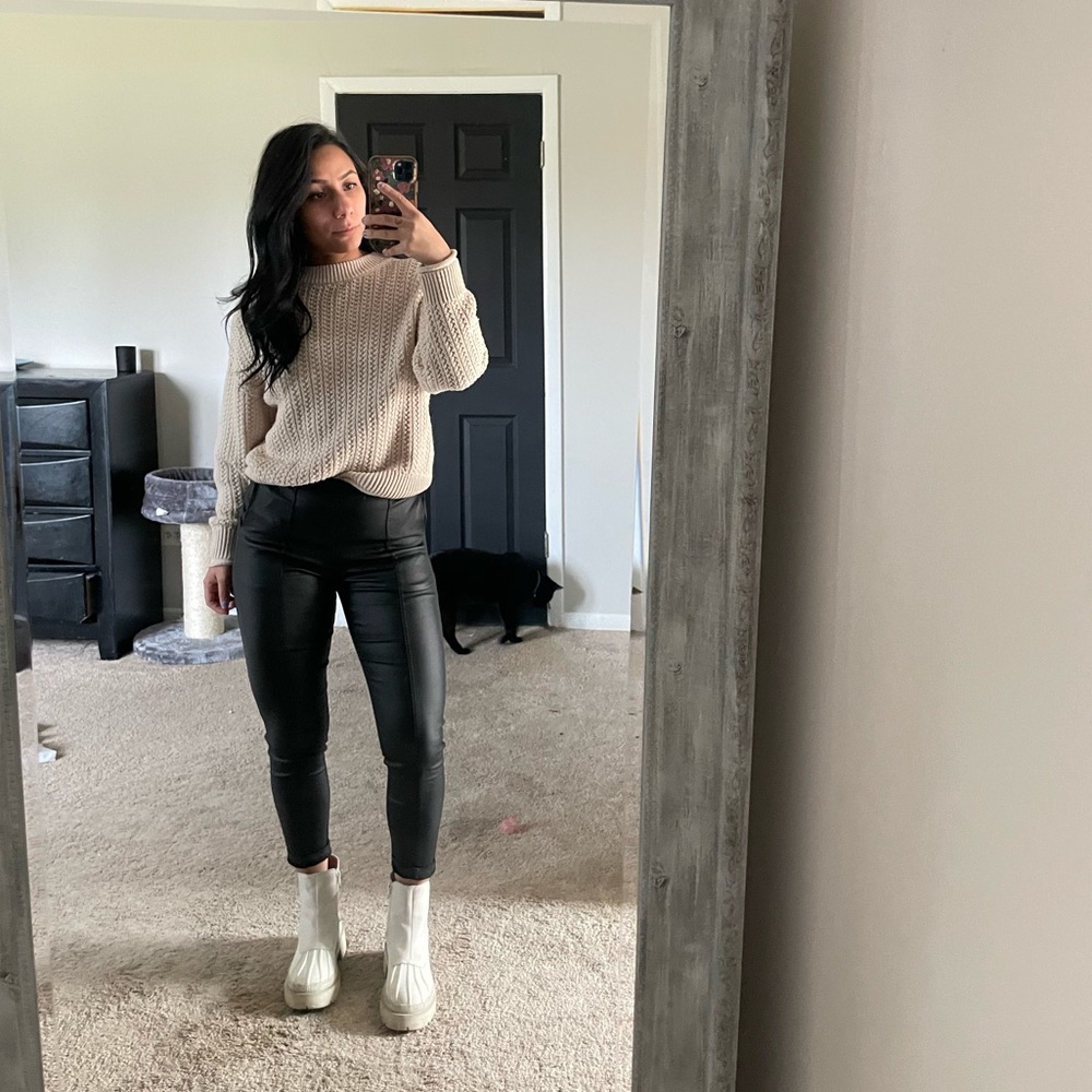 universal threads knit sweater